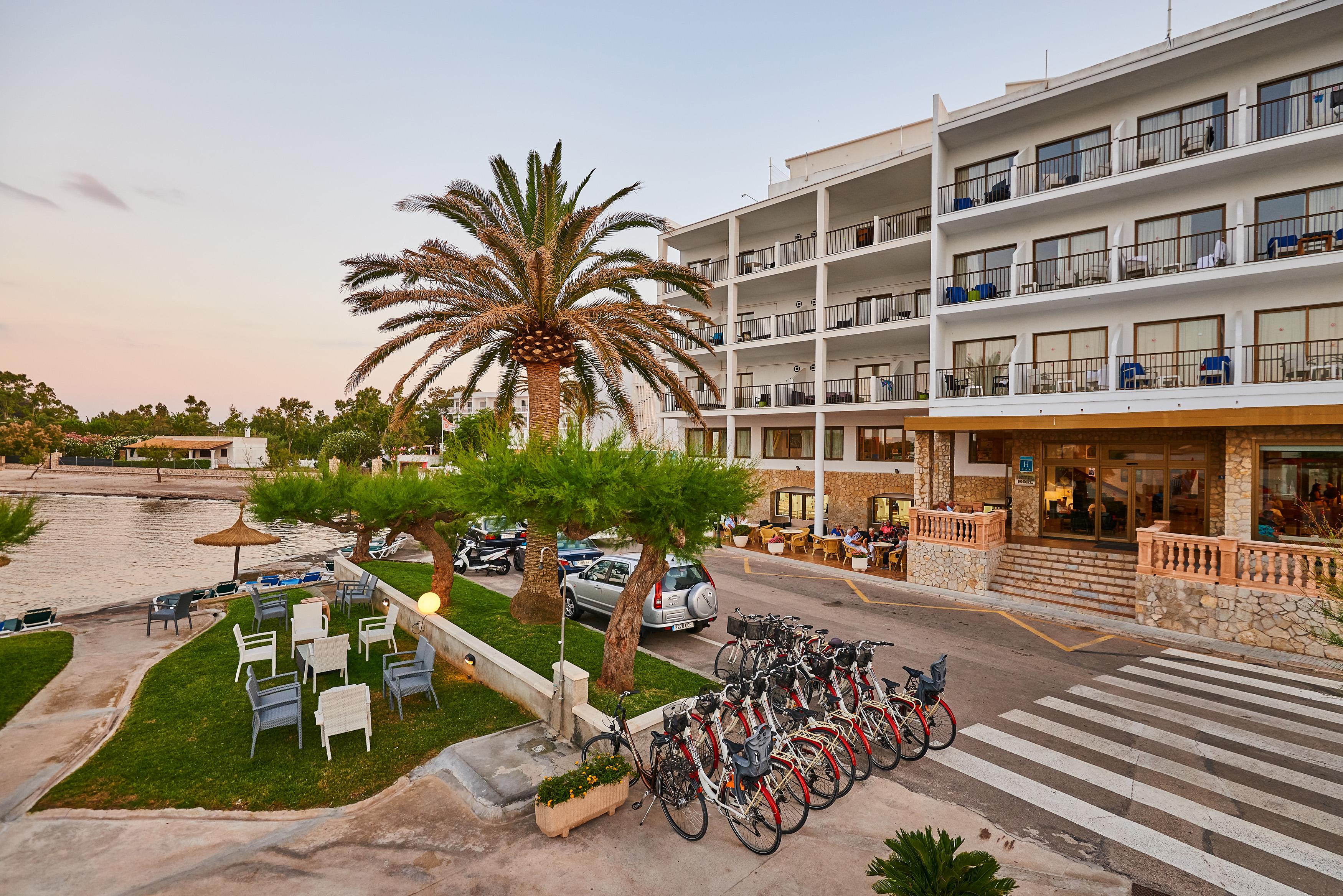 Hotel More Alcudia  Exterior photo